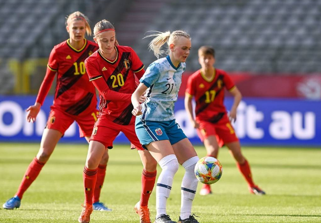 女足世界杯：新西兰女足VS挪威女足，东道主力争取胜