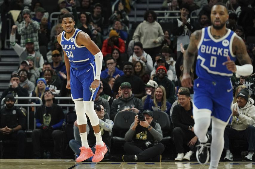 NBA常规赛：雄鹿6连胜，字母哥42+12+11豪取三双