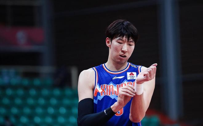 周琦病情严重，连续缺席多场比赛，京津德比难复出