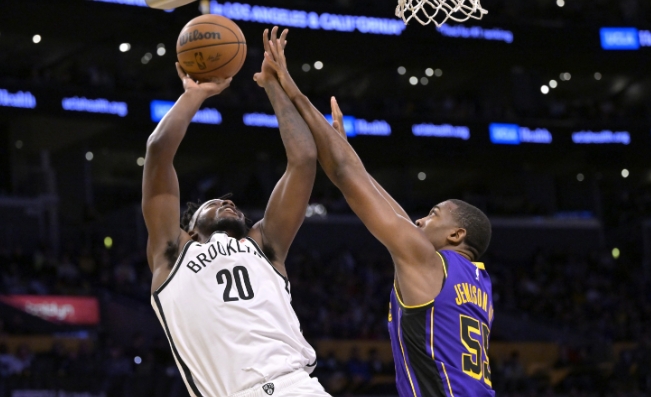 杰米森首秀记：幸运的湖人新援