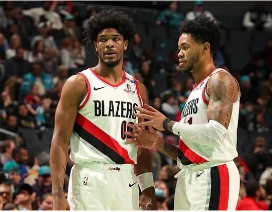 开拓者 102-97 力克黄蜂，豪取 4 连胜