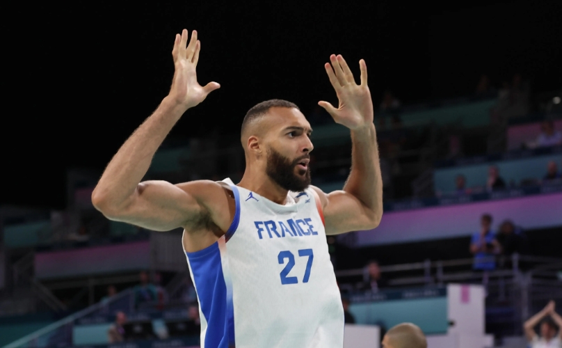 戈贝尔禁赛，森林狼内线告急