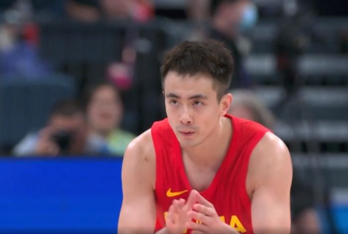 中国男篮<a href='/aileba-news/aileba-tag/aileba-21216.html' style='color: blue;'>亚预赛收官战</a><a href='/aileba-news/aileba-tag/aileba-21217.html' style='color: blue;'>名单出炉</a>:<a href='/aileba-news/aileba-tag/aileba-15394.html' style='color: blue;'>周琦</a><a href='/aileba-news/aileba-tag/aileba-19825.html' style='color: blue;'>赵继伟</a>轮休,新星蓄势待发