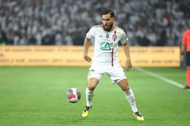 切尔基闪耀法甲：多特遗憾错过，里昂边锋闪耀光芒