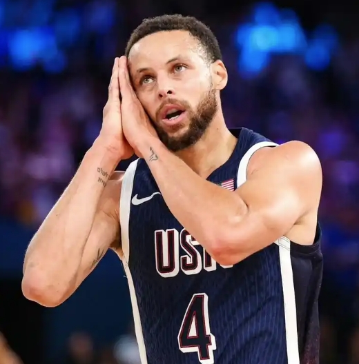 库里 37 岁生日：传奇仍在续写