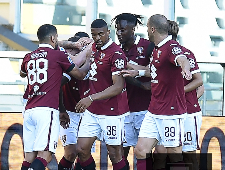 都灵：意甲“红色旋风”的逐梦轨迹