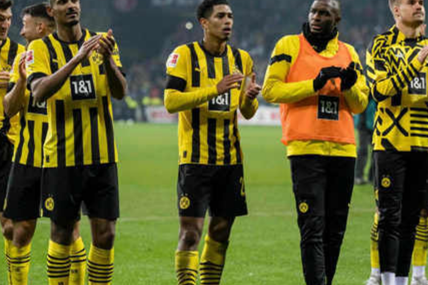 多特蒙德歐冠征途：青春風(fēng)暴與逆境突圍的交響